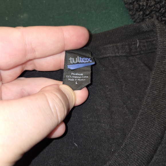 Hunger games catching fire shirt. - Picture 3 of 4